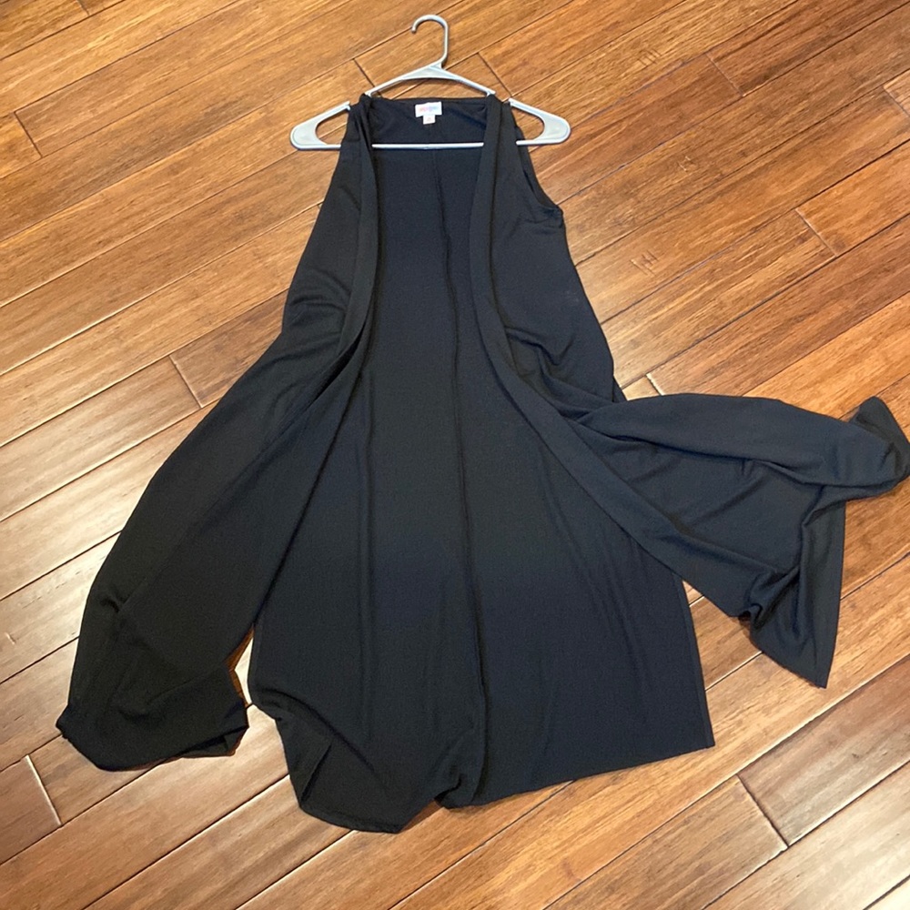 LULaRoe Long line vest black
